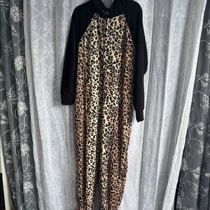 Leopard Print Women's Pajama Onesie with Black Sleeves & Cat Hood